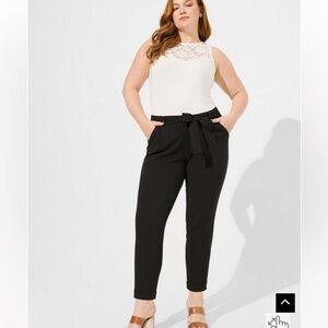 NWT TORRID PANTS WOMANS SIZE 3 BLACK TIE FRONT TAPERED LEG HIGH RISE PULL ON